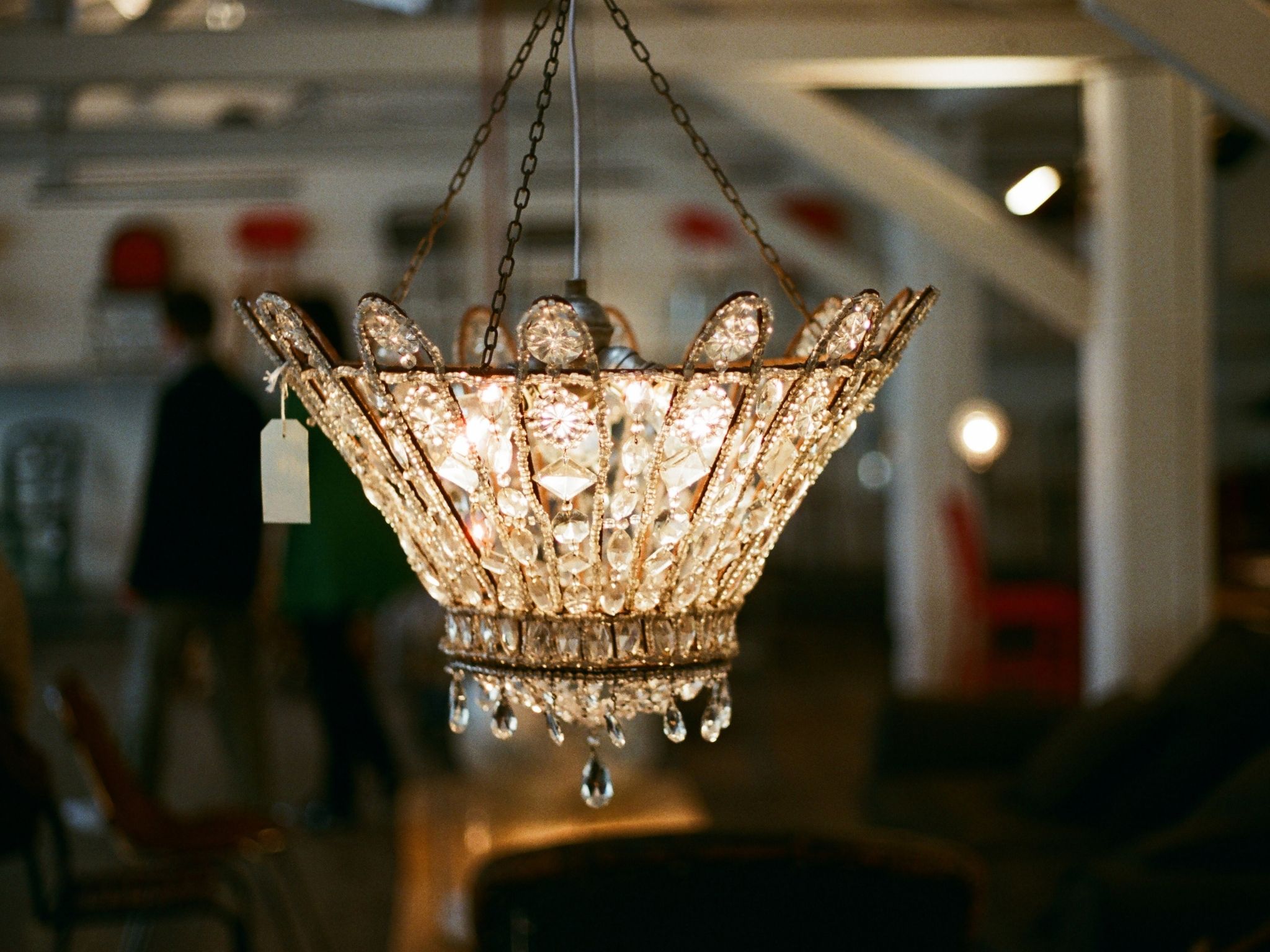 Vintage osvětlení, svítidla, lustry a lampy v našem e-shopu za zlomek ceny  a skladem ✓ | OUTLET NÁBYTKU