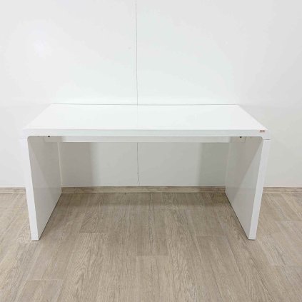 Pracovní stůl White Club Kare