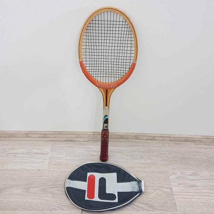 Stará dřevěná tenisová raketa Fila
