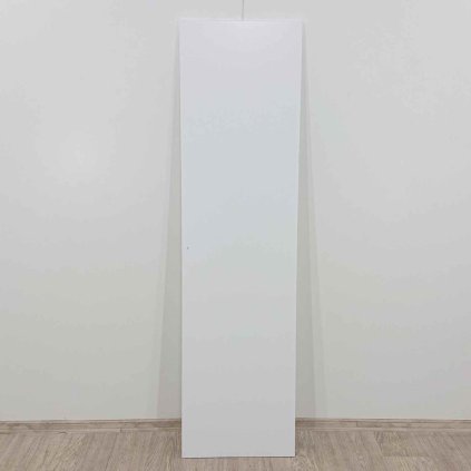 Bílá nábytková dvířka 177 cm
