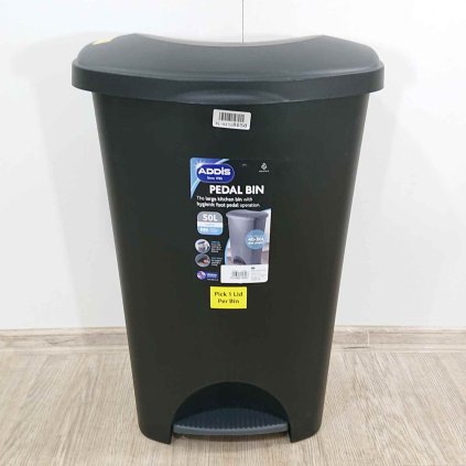 Černý odpadkový koš 50l Addis