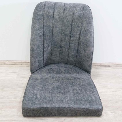 Šedý sedák k jídelní židli