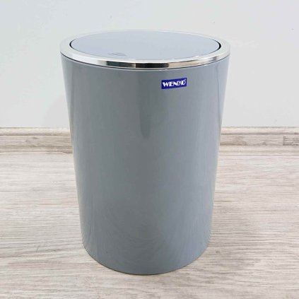 Šedý pedálový odpadkový koš 5l Inca Wenko