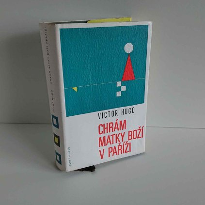 Chrám matky boží v Paříži Victor Hugo