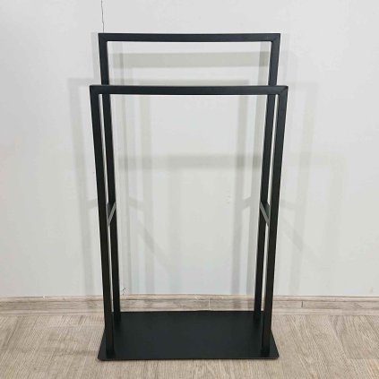 Černý stojan na ručníky Rivaltana Wenko