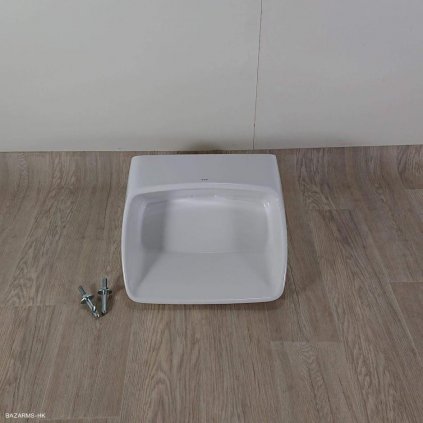 Závěsné WC Axa 138