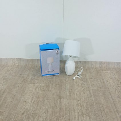 Bílá stolní lampa Markslöjd Stephanie, 24 cm