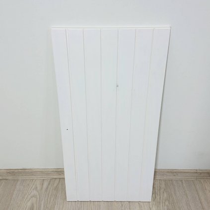 Bílá masivní nábytková dvířka