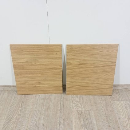 Nábytková dvířka v dekoru dřeva sada 2 ks