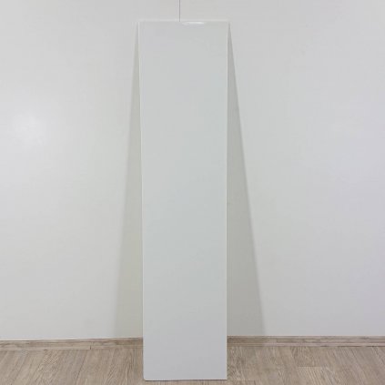 Bílá nábytková dvířka 47x179 cm