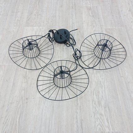 Černé závěsné svítidlo pro 3 žárovky Opviq lights Tel Hat