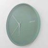 Mátově zelené nástěnné hodiny Karlsson Hue, o 40 cm
