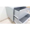 Šedý noční stolek Cassie Storaa_2