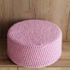Ručně háčkovaný puf růžový