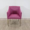 Růžová židle s područkami Milano