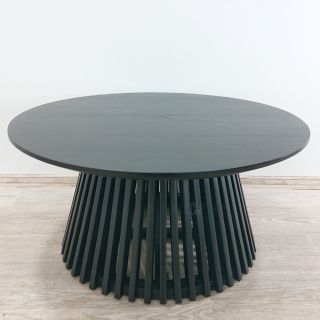 Černý konferenční stolek 🖤 ze dřeva Mindi 🪵 Irune 80 cm Kave Home ☕