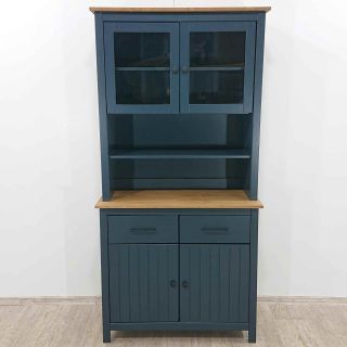 Ani ve středu byste si neměli nechat ujít naše novinky, bude to stát za to 💚 🩶 🤎 Jako vždy v čase 10-10.30 v kategorii...