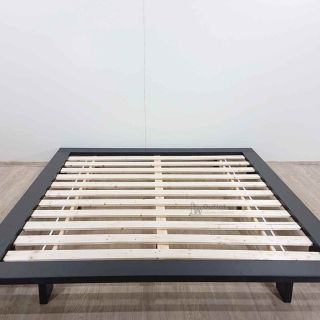 Dvoulůžková dřevěná postel 🛏️ Japan 180 x 200 cm Karup Design 🖤...