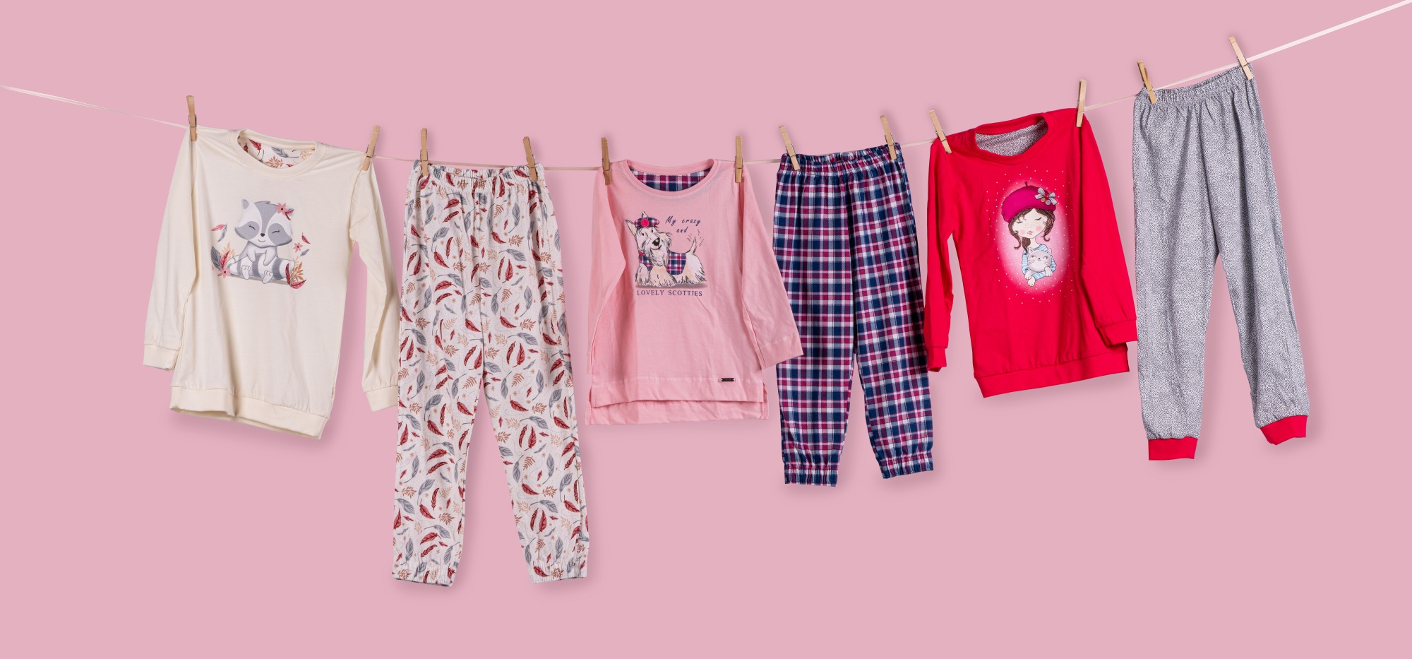 Dívčí pyžama