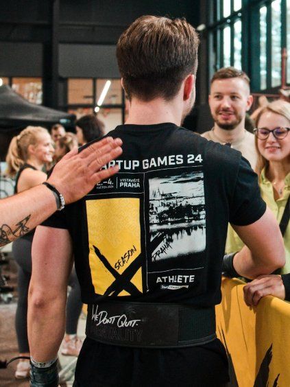 STARTUP GAMES 24