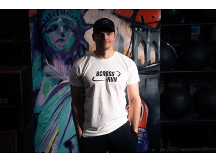 Merch 2025 143 ve velké velikosti