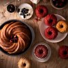 Panvica Nordic Ware Swirl bundt, 10 šálok, zlatá, 94077
