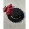 Hat Royal black with pearls