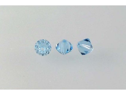 M. C. beads bicones 5 mm 60010