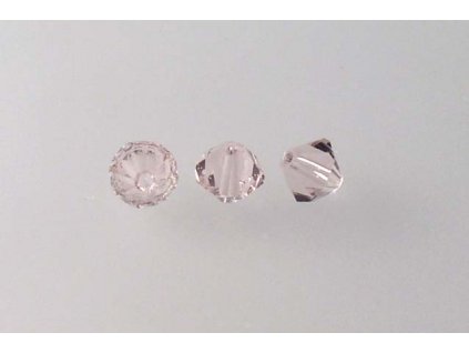 M. C. beads bicones 5 mm 70200