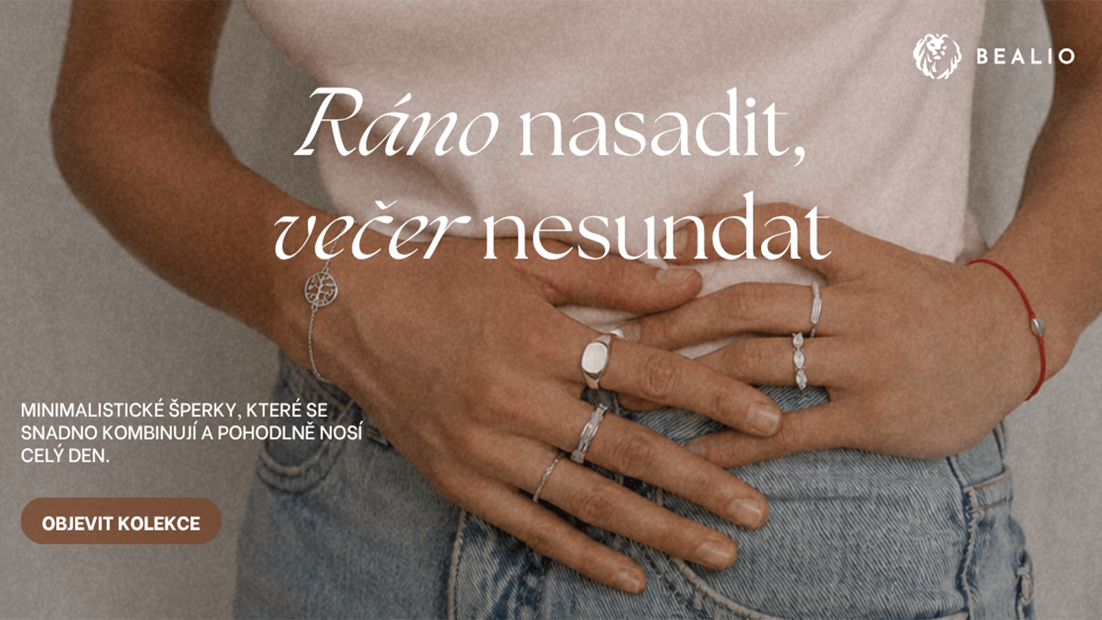 objevte naši kolekci jednoduchých minimalistických stříbrných šperků