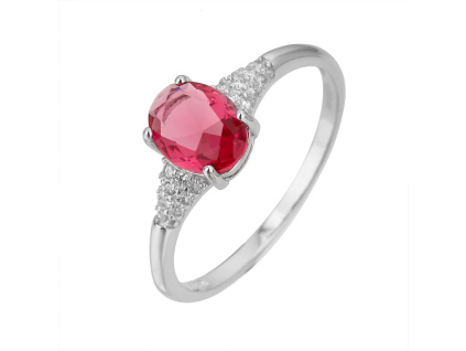 Stříbrný prsten OVÁL rubín (Velikost prstenu 62)