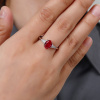 Stříbrný prsten OVÁL rubín (Velikost prstenu 62)