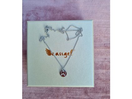 kolekce BE ANGEL®  Raffiné -Řetízek s placičkou a vyrytým křidélkem v rhodiovaném Ag 925/1000