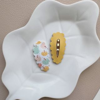 Když se řekne podzim, vybaví se mi čaj, deka, praskající krb a klidné odpoledne s filmem. …a pak se rozhlédnu po obýváku a...