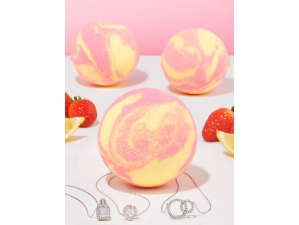 strawberry lemonade