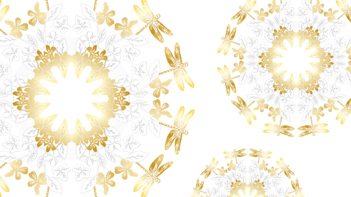 Designový vzor Maison Berger Lolita Lempicka – zlaté vážky, břečťan a květy v kruhové mandale