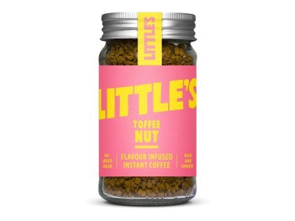 Little’s instantní káva Toffee Nut ve skle na bílém pozadí