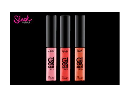 Sleek MakeUp GLOSSED lesk na rty (Odstín 973 - Packs a Punch)