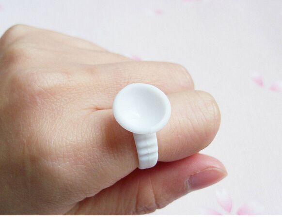 Diva LASHES PRSTÝNEK NA LEPIDLO Varianta: 1 kus