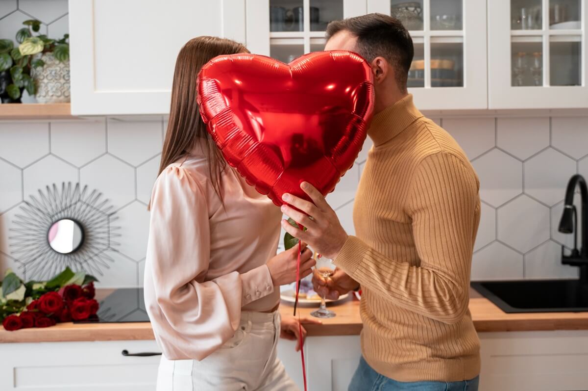 Valentínske darčeky pre mužov aj ženy: Vyjadrite lásku kozmetikou