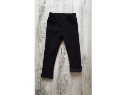 Dievčenské legíny zateplené kožúškom čierna