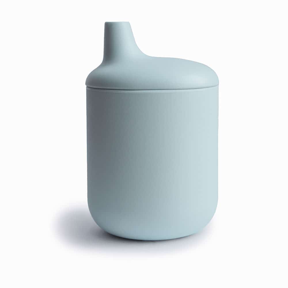 Silikónový pohárik s náustkom - powder blue | MUSHIE