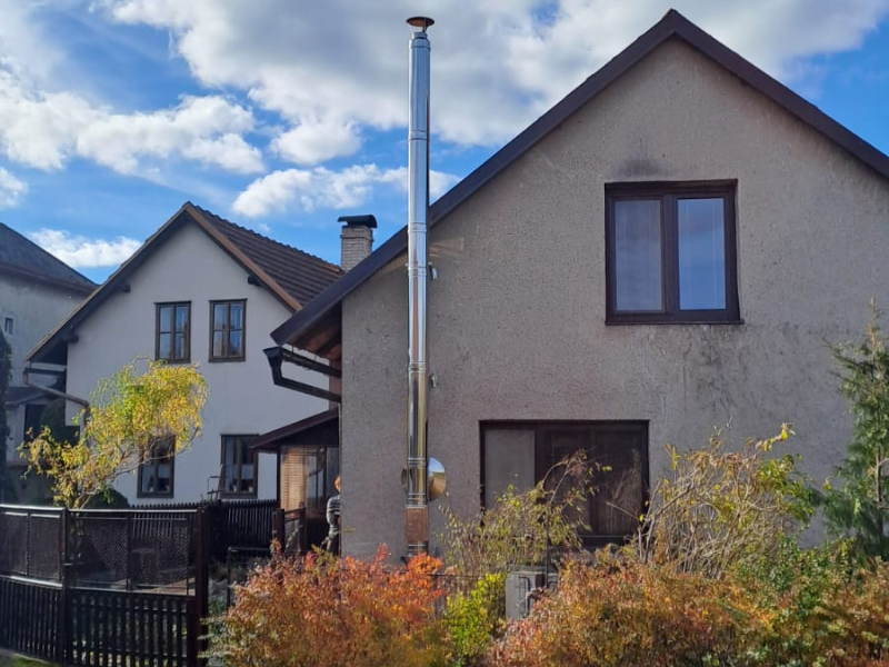 NEREZOVÝ KOMÍN - Mrákotín