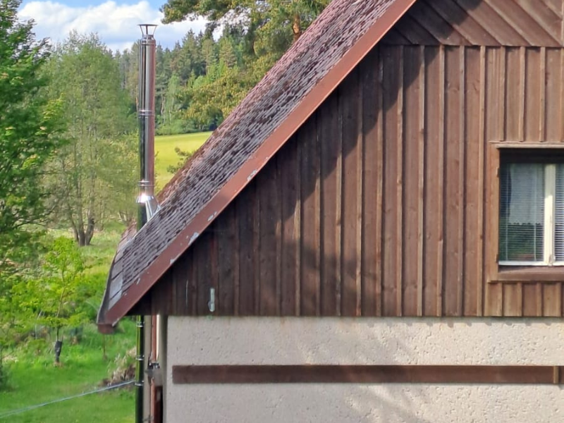 NEREZOVÝ KOMÍN - Hlinsko