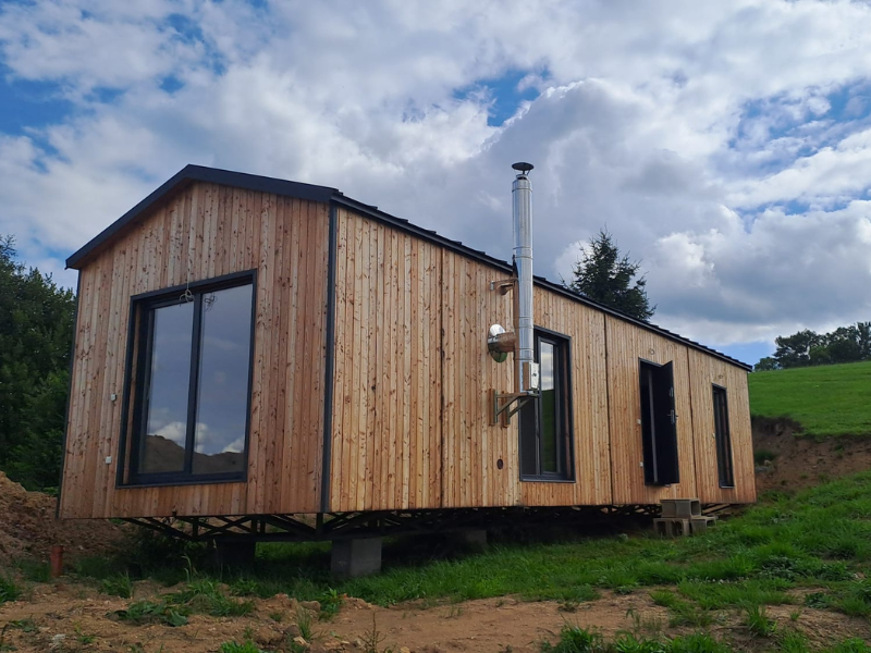 NEREZOVÝ KOMÍN - Polička - modulová dřevostavba