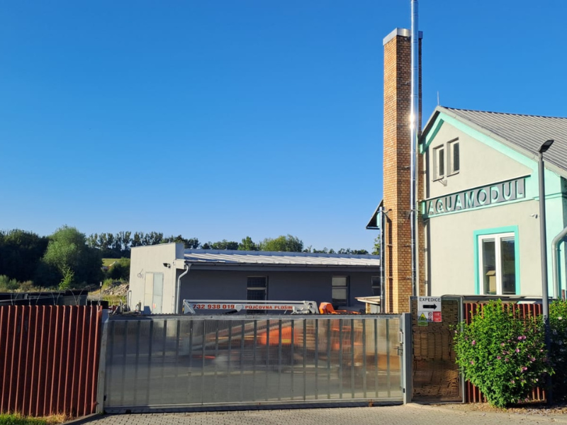 NEREZOVÝ KOMÍN - AQUAMODUL Velké Opatovice