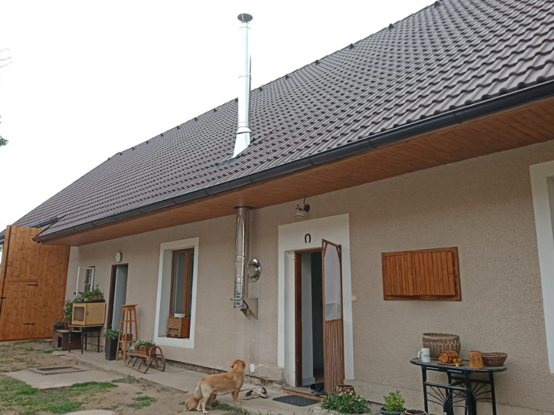 NEREZOVÝ KOMÍN - rodinný dům Hroubovice