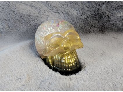 lebka s tekutým jádrem zlatá