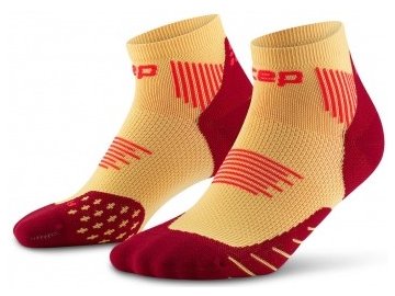 core run socks low cut 5 0 marigold burgundy wp7amr wp8amr front 2 white 4to5