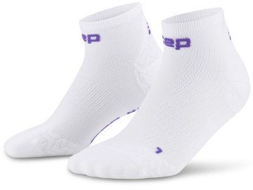 core run ultralight socks low cut 4 0 white wp7a0l wp8a0l front 2 white 4to5